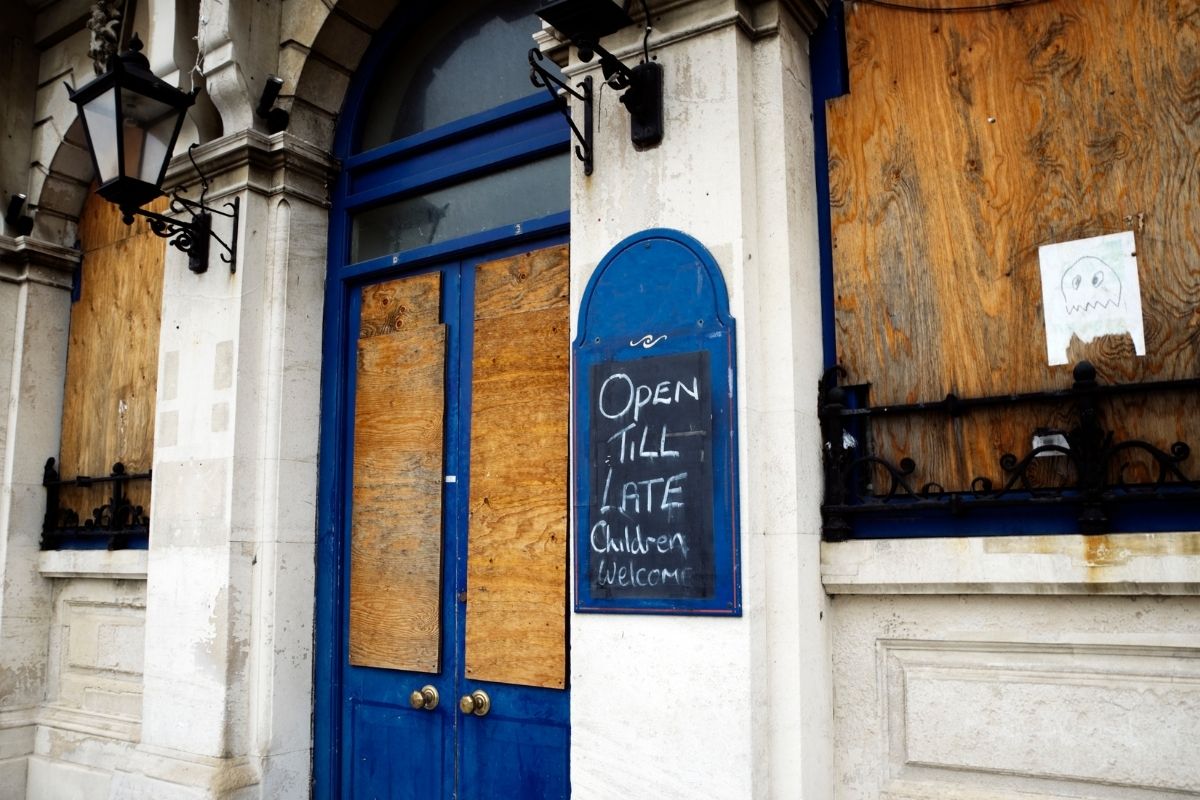 closed pub