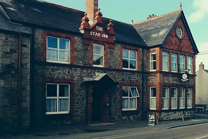 Star Inn Crowlas